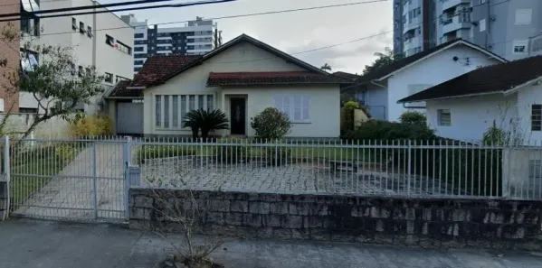 Casa com 3 Quartos à venda, 296m² no Anita Garibaldi, Joinville