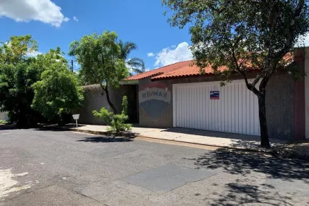 Casa com 4 Quartos à venda, 268m² no Jardim Flórida, Franca