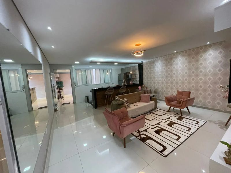 Casa com 3 quartos — Santa Amélia, Belo Horizonte