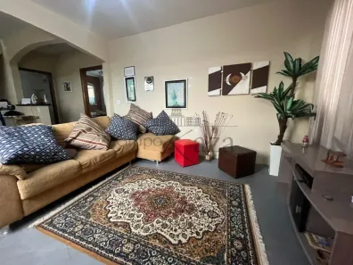 Casa com 5 Quartos à venda, 275m² no Jardim Portugal, São José dos Campos