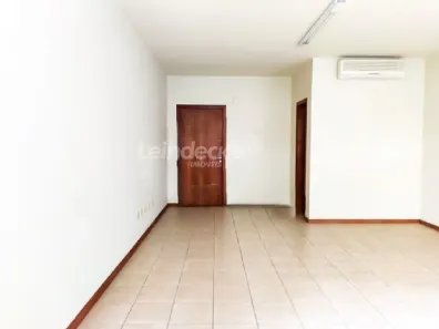 Sala Comercial para alugar, 38m² no Praia de Belas, Porto Alegre