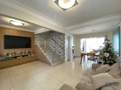 Casa de Condomínio com 3 Quartos à venda, 140m² no Jardim Sul, Uberlândia