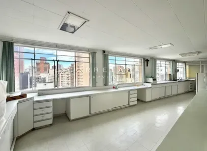 Ponto Comercial com 2 Quartos à venda, 140m² no Centro, Curitiba