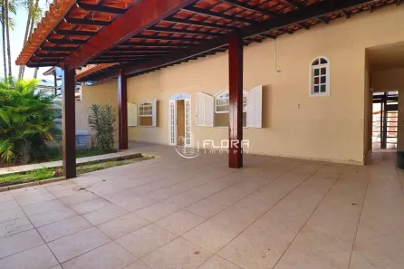 Casa com 3 Quartos à venda, 260m² no Piratininga, Niterói