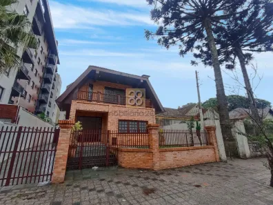 Casa com 4 Quartos para alugar, 187m² no Alto da Glória, Curitiba