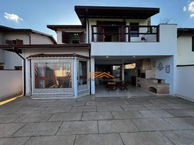 Casa de Condomínio com 3 Quartos à venda, 200m² no Parque Rural Fazenda Santa Cândida, Campinas
