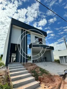Casa com 6 Quartos à venda, 300m² no Centro, Marília