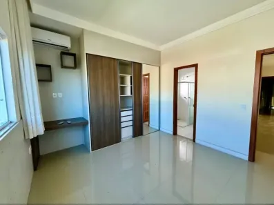 Casa de Condomínio com 4 Quartos para venda ou aluguel, 350m² no Boulevard Lagoa, Serra