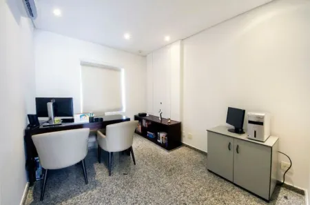 Sala Comercial para alugar, 15m² no Jardim das Acácias, São Paulo