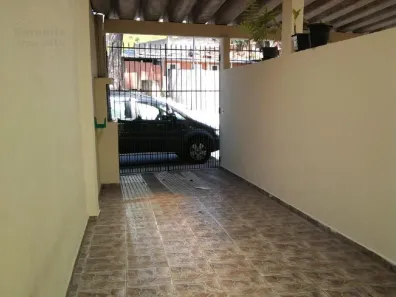 Casa com 2 Quartos para alugar, 70m² no Jardim D'Abril, Osasco
