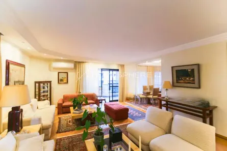 Apartamento com 3 Quartos à venda, 212m² no Jardim Vitória Régia, São Paulo