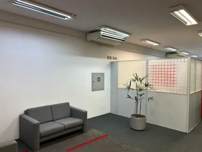Prédio Comercial para alugar, 726m² no Vila Gilda, Santo André