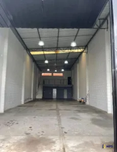 Galpão/Depósito/Armazém à venda, 310m² no Jardim Tulipas, Sorocaba