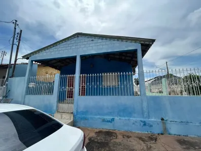 Casa com 2 Quartos à venda, 133m² no Cristo Rei, Várzea Grande