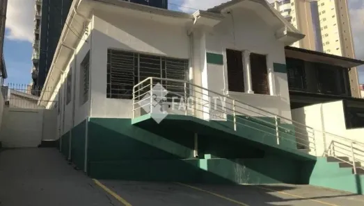 Casa com 4 Quartos para alugar, 250m² no Vila Itapura, Campinas