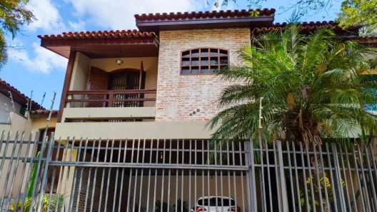 Casa com 3 Quartos à venda, 162m² no Vila Trujillo, Sorocaba