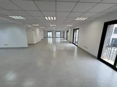 Prédio Comercial para alugar, 457m² no Green Valley Alphaville, Barueri