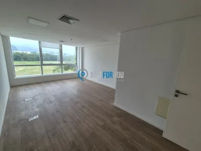 Sala Comercial para alugar, 52m² no Barra Olímpica, Rio de Janeiro