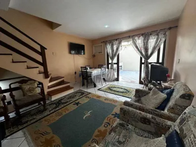 Casa de Condomínio com 3 Quartos à venda, 197m² no Recreio dos Bandeirantes, Rio de Janeiro