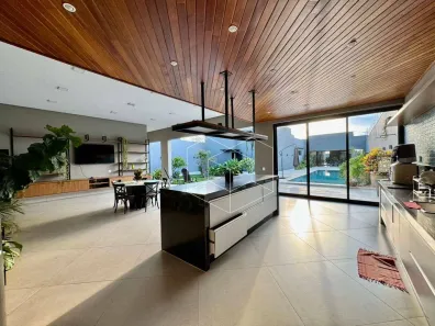Casa com 4 Quartos à venda, 670m² no Jardim Diamante, Jaú