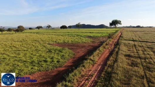 Lote/Terreno à venda, 126m² no Setor Central, Doverlândia