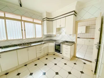 Casa com 4 Quartos à venda, 420m² no Vila Industrial, Araçatuba