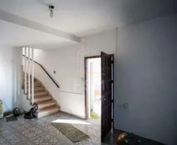 Sobrado com 4 Quartos para alugar, 230m² no Centro, Diadema