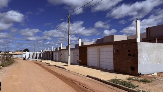 Casa com 2 Quartos à venda, 60m² no Ayrton Senna, Vitória da Conquista