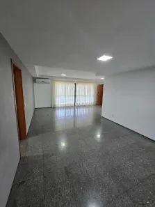 Apartamento com 3 Quartos para alugar, 190m² no Adrianópolis, Manaus
