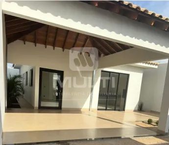 Casa com 3 Quartos à venda, 120m² no Distrito Industrial, Uberlândia