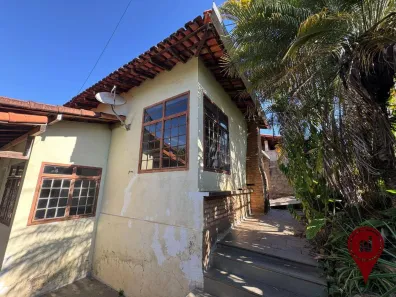 Casa com 3 Quartos para alugar, 180m² no São Conrado, Brumadinho
