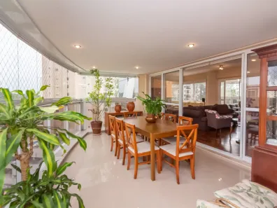 Apartamento com 4 Quartos à venda, 244m² no Vila Suzana, São Paulo