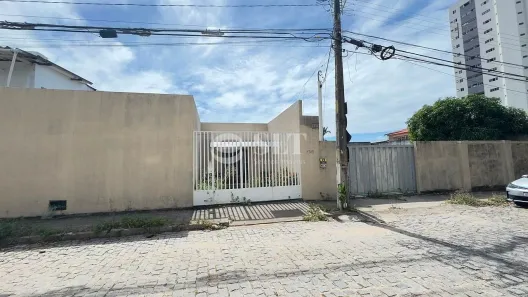 Casa com 5 Quartos para alugar, 612m² no Tirol, Natal