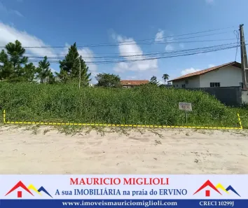 Lote/Terreno à venda, 300m² no Praia do Ervino, São Francisco do Sul