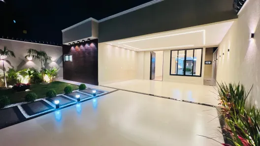 Casa com 3 Quartos à venda, 232m² no Parque Amazônia, Goiânia
