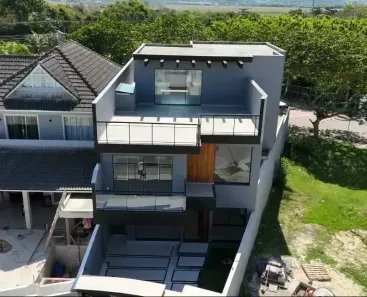 Casa de Condomínio com 5 Quartos à venda, 420m² no Recreio dos Bandeirantes, Rio de Janeiro
