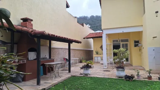 Casa com 4 Quartos à venda, 180m² no São Francisco, Niterói