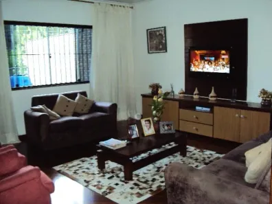 Sobrado com 4 Quartos à venda, 240m² no Jardim Peri Peri, São Paulo