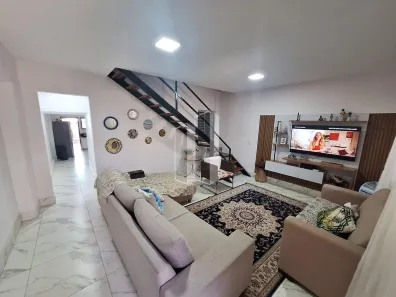 Casa com 3 Quartos à venda, 246m² no Jardim América, Goiânia