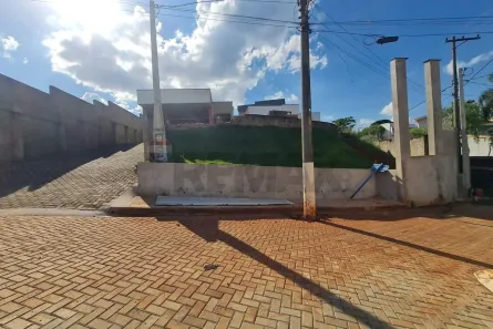Casa de Condomínio com 4 Quartos à venda, 225m² no Monte Belo, Santo Antônio de Posse