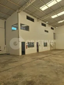 Galpão/Depósito/Armazém para alugar, 325m² no Santa Rosa, Uberlândia