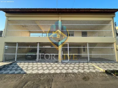 Casa com 5 Quartos à venda, 300m² no Parque Dois Irmãos, Fortaleza