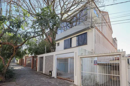 Casa com 3 Quartos à venda, 250m² no Petrópolis, Porto Alegre