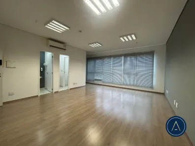 Sala Comercial para alugar, 40m² no Sítio Tamboré Alphaville, Barueri