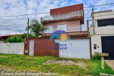 Sobrado com 3 Quartos à venda, 264m² no Bal Stella Maris, Peruíbe
