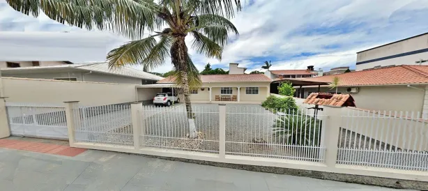 Casa com 2 Quartos à venda, 100m² no Aririú, Palhoça