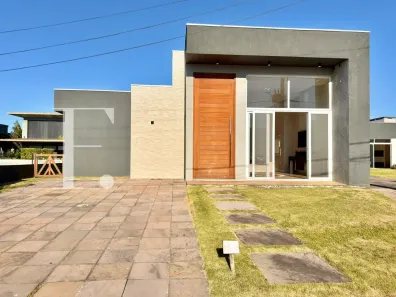 Casa de Condomínio com 3 Quartos à venda, 220m² no Capão da Canoa, Capão da Canoa