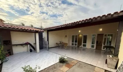 Casa com 4 Quartos à venda, 184m² no Cambeba, Fortaleza