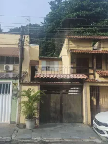 Casa de Condomínio com 3 Quartos à venda, 190m² no Campo Grande, Rio de Janeiro