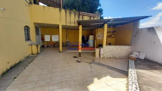 Casa com 5 Quartos à venda, 200m² no Niterói, Betim